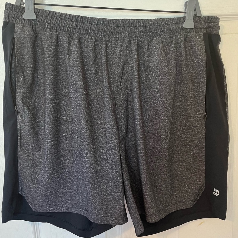 Men's Gray Lightweight Shorts Large